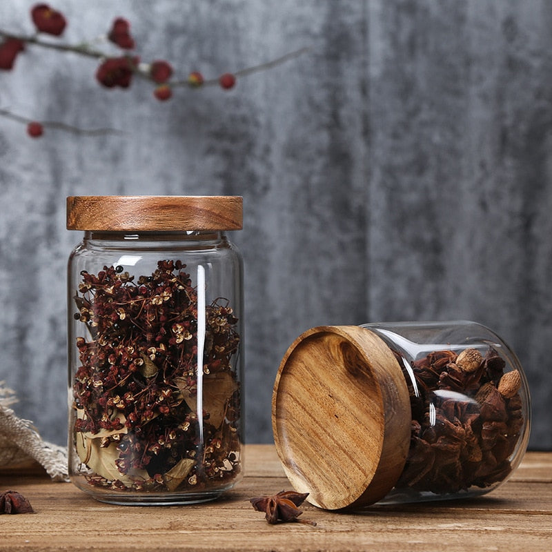 Bocaux hermétiques en verre avec couvercles en bois